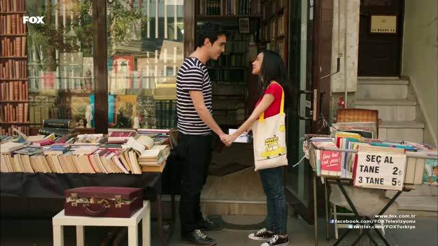 Gözlerimde ışık görürsen şaşırma senden yansıyandır